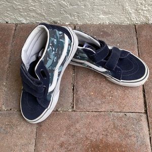 Vans Mid-High Shark Velcro sneakers toddler 13